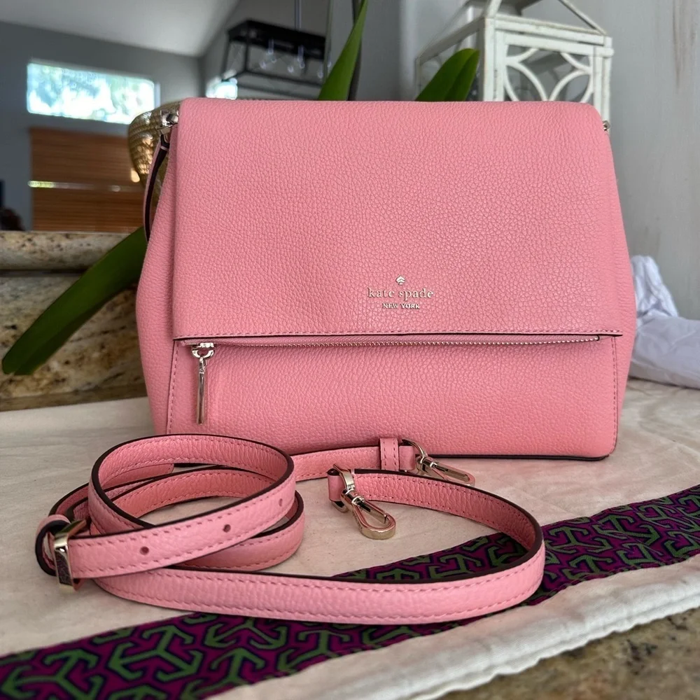 New Kate spade medium lap shoulder bog  pebbled leather peechy ros